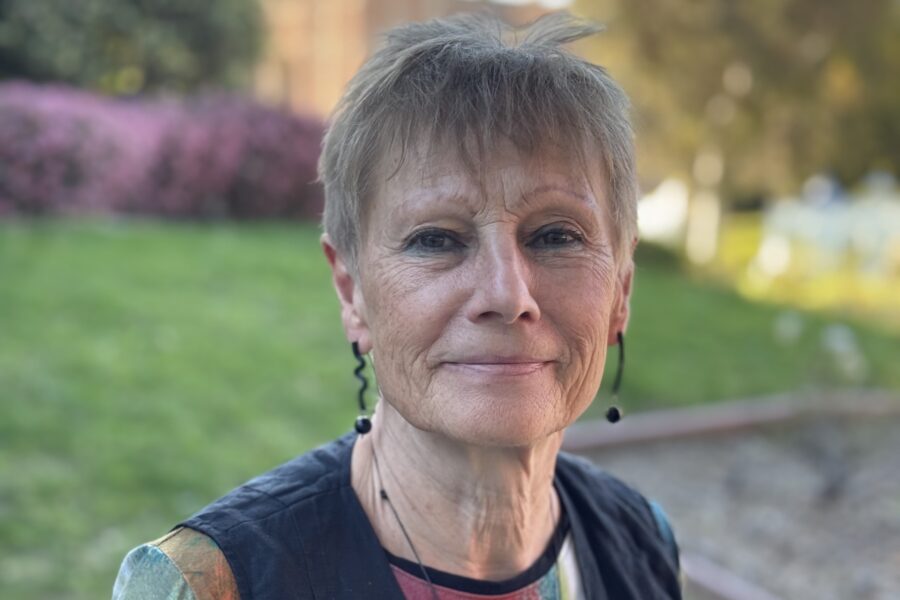 Portrait of Ursula Heise on the UCLA campus